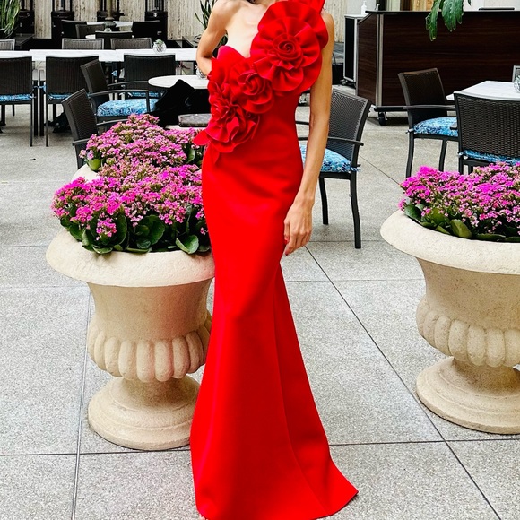 Badgley Mischka Collection Red One-Shoulder Rosette Scuba Gown size 0 - Picture 1 of 10